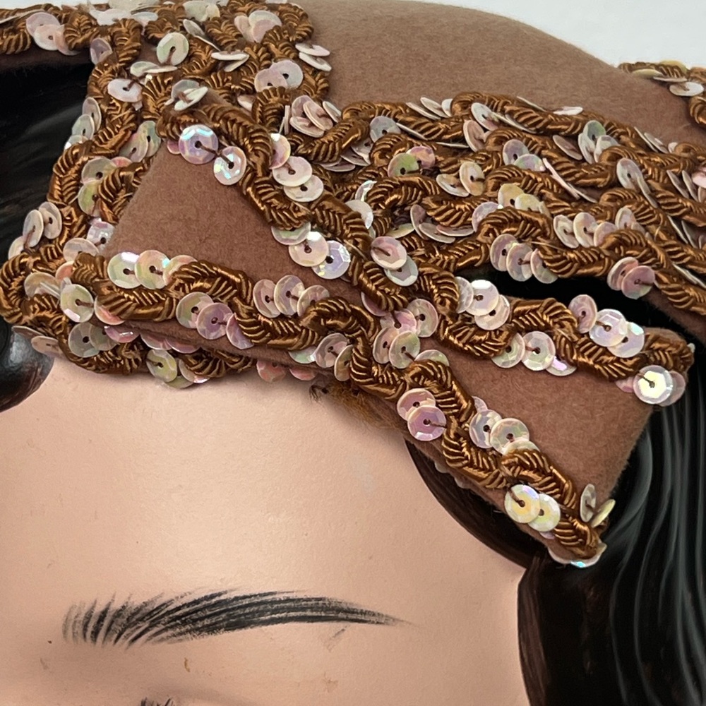 1950’s 50s Vintage Elegant Brown Wool Felt Sequin Sequined Soutache Women's Hat - Picture 10 of 16
